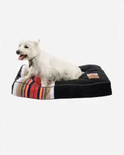 ACADIA NATIONAL PARK PET BED - NAPPER