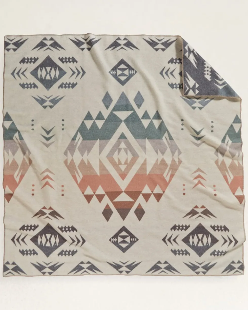AGATE BEACH BLANKET