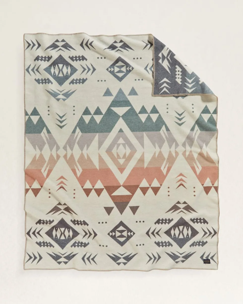 AGATE BEACH BLANKET