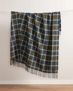 ECO-WISE WOOL FRINGED THROW