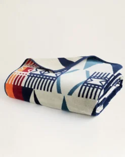 FIRE LEGEND TOWEL FOR TWO