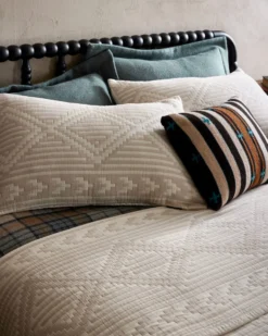 GANADO COTTON MATELASSE COVERLET