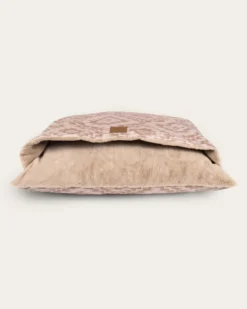 GINGER MESILLA BURROW PET BED