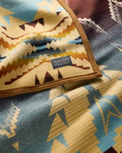 HELENA RIDGE BLANKET