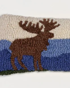 MOUNTAIN MOOSE HOOKED LUMBAR PILLOW