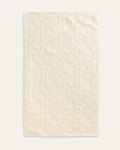 SCULPTED TOWEL COLLECTION