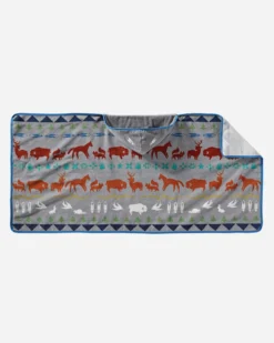 SHARED PATHS HOODED TOWEL
