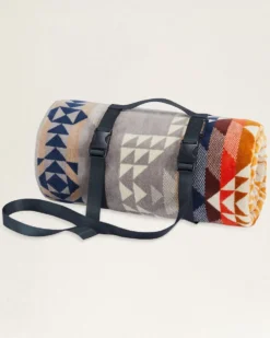 SMITH ROCK TOWEL FOR TWO
