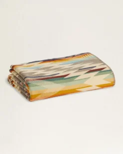 SUMMERLAND BLANKET