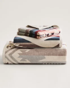 WHITE SANDS TOWEL COLLECTION