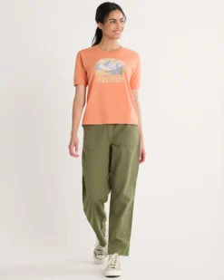 WOMEN'S RETRO GRAPHIC TEE