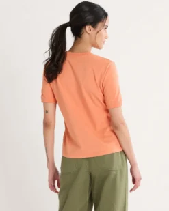 WOMEN'S RETRO GRAPHIC TEE
