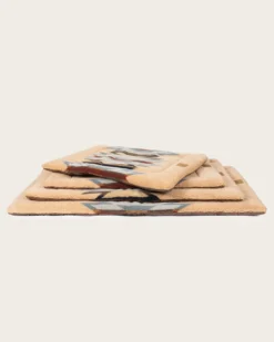 WYETH TRAIL PET BED - COMFORT CUSHION