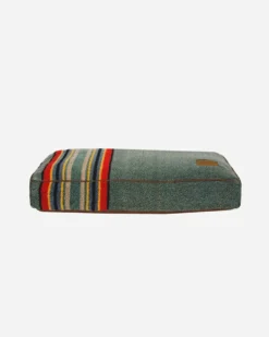 YAKIMA CAMP PET BED - NAPPER