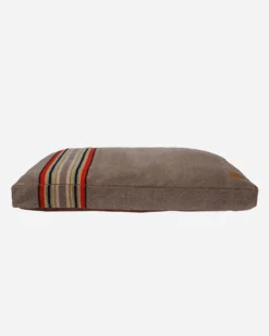 YAKIMA CAMP PET BED - NAPPER