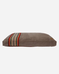 YAKIMA CAMP PET BED - NAPPER